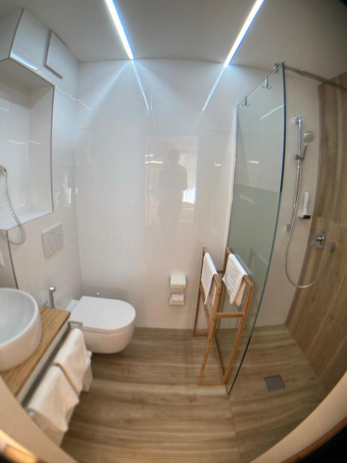 Seehotel Am Hallstaettersee Modern Rooms โอเบอร์ทราวน์ ภายนอก รูปภาพ